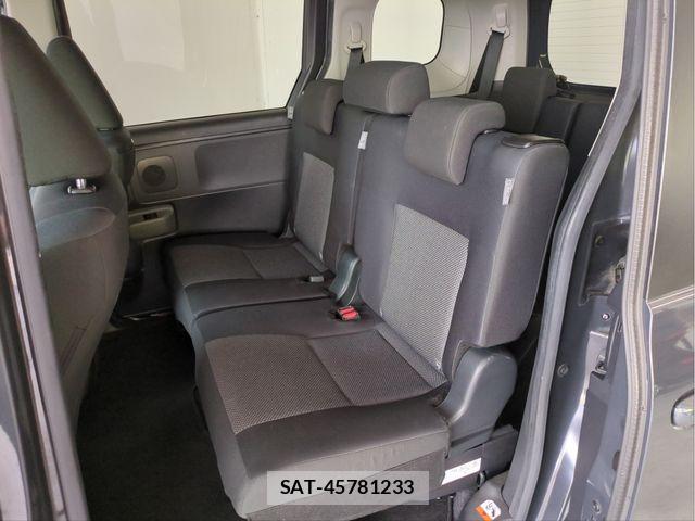 Toyota SIENTA 2023-04 6912631-4