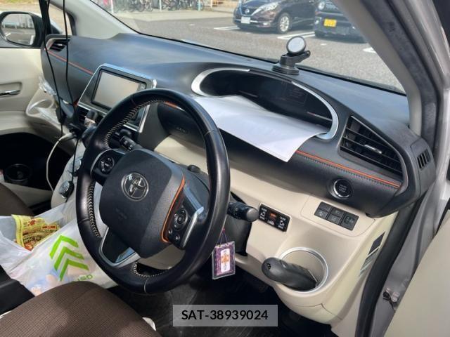 Toyota SIENTA 2016-11 6912665-9