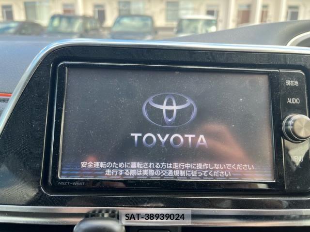 Toyota SIENTA 2016-11 6912665-13