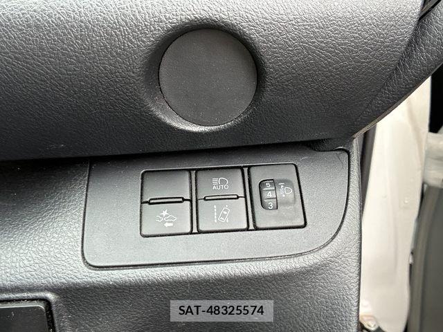 Toyota SIENTA 2021-01 6912634-15