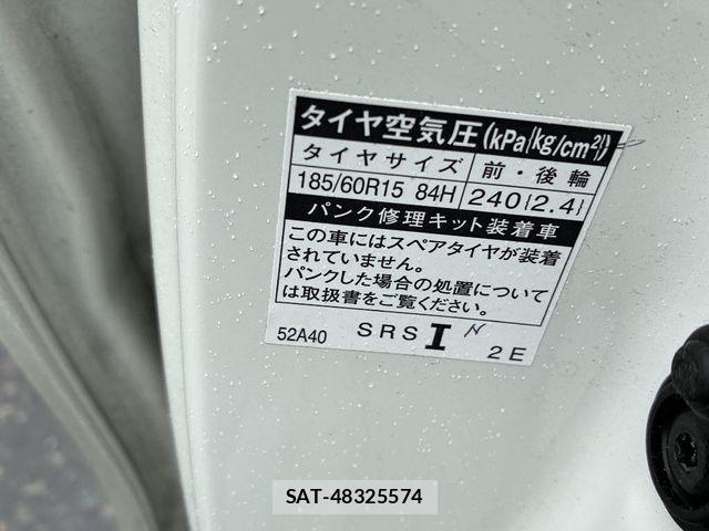 Toyota SIENTA 2021-01 6912634-18