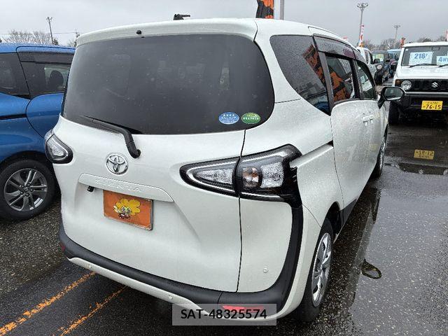 Toyota SIENTA 2021-01 6912634-2