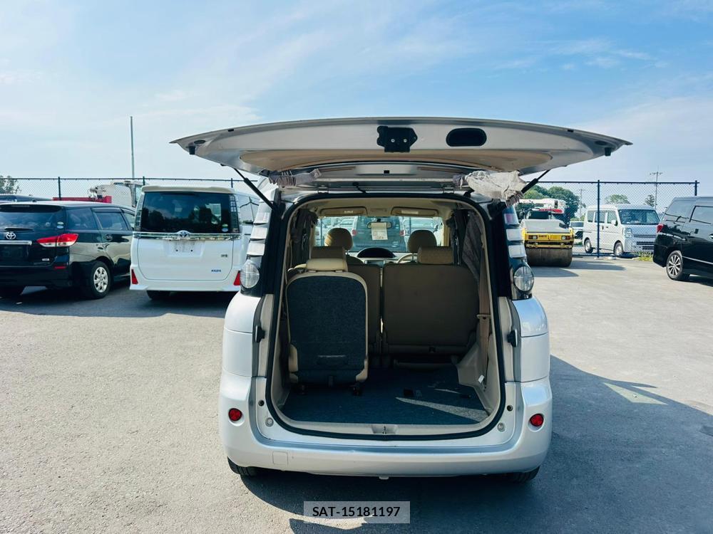 Toyota SIENTA 2007 6848852-24