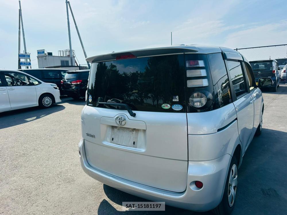 Toyota SIENTA 2007 6848852-4