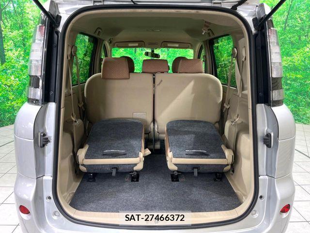Toyota SIENTA 2012-11 6998250-9