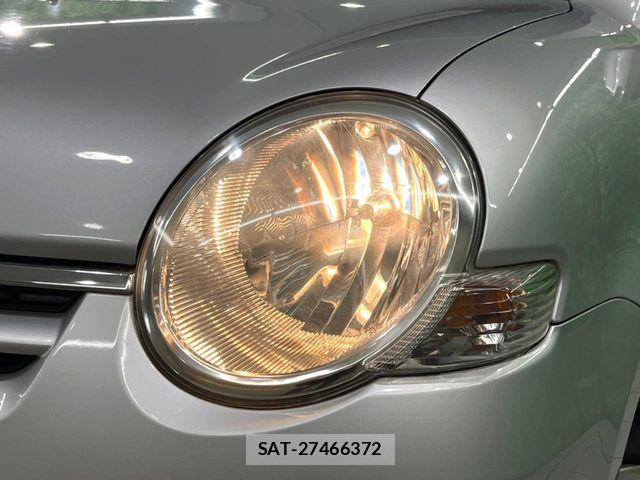 Toyota SIENTA 2012-11 6998250-11