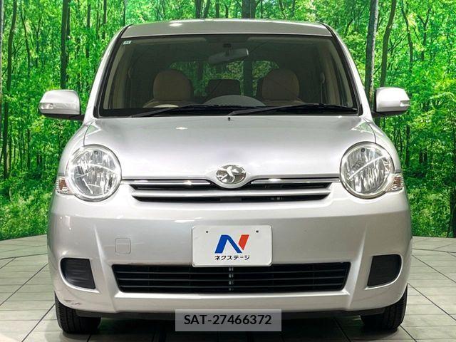 Toyota SIENTA 2012-11 6998250-13
