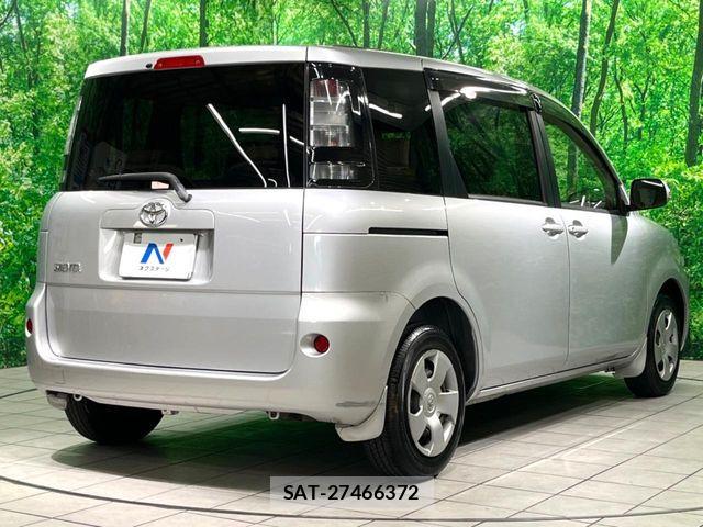 Toyota SIENTA 2012-11 6998250-16