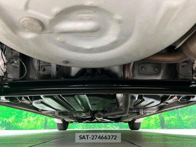 Toyota SIENTA 2012-11 6998250-18