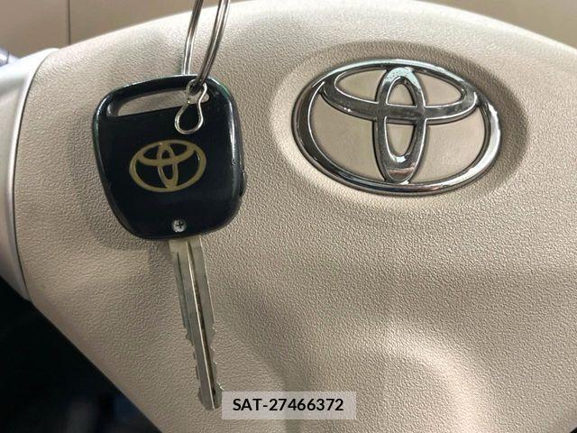 Toyota SIENTA 2012-11 6998250-4