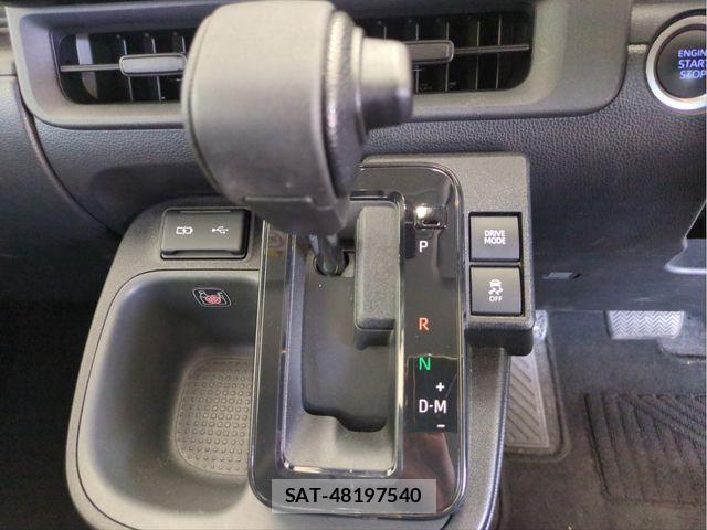 Toyota SIENTA 2023-04 6998230-11