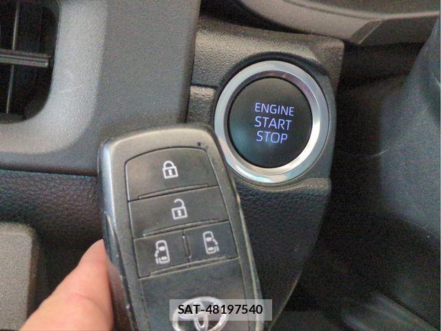 Toyota SIENTA 2023-04 6998230-12