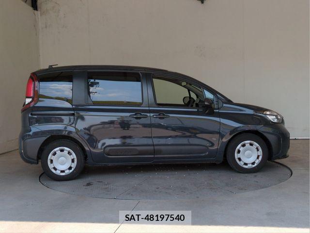 Toyota SIENTA 2023-04 6998230-18