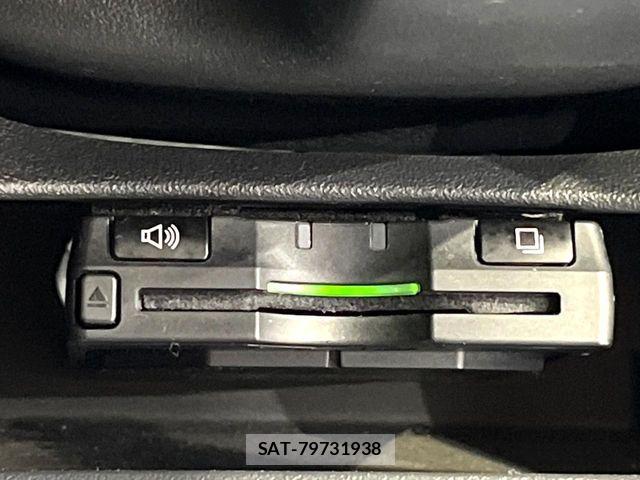 Toyota SIENTA 2013-08 6998244-5