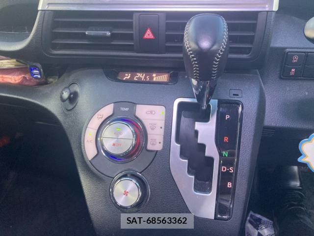 Toyota SIENTA 2021-06 6998237-21