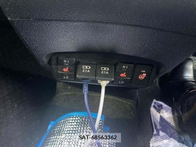 Toyota SIENTA 2021-06 6998237-22