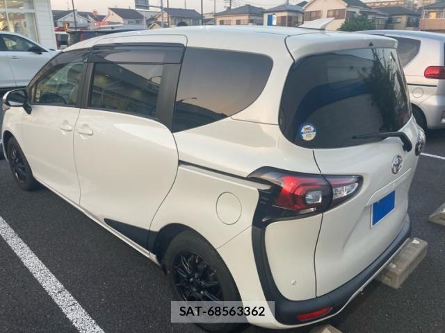 Toyota SIENTA 2021-06 6998237-3