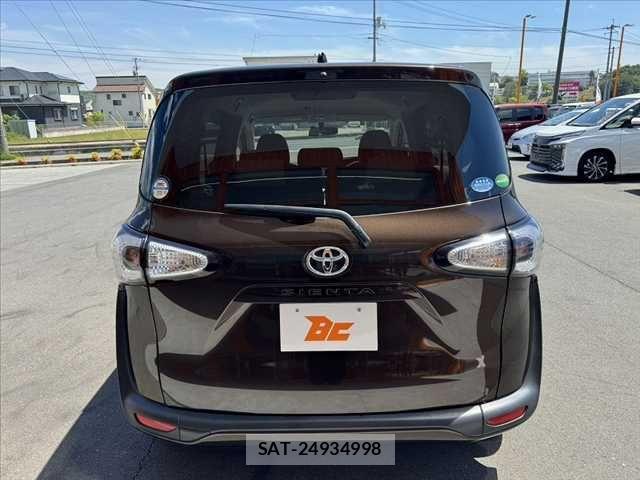 Toyota SIENTA 2016-03 6998243-13