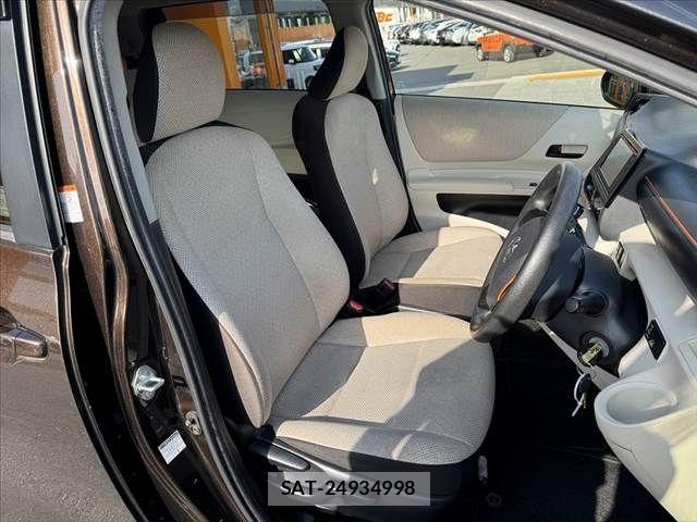 Toyota SIENTA 2016-03 6998243-15
