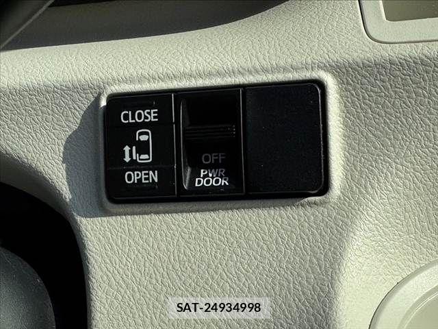 Toyota SIENTA 2016-03 6998243-5