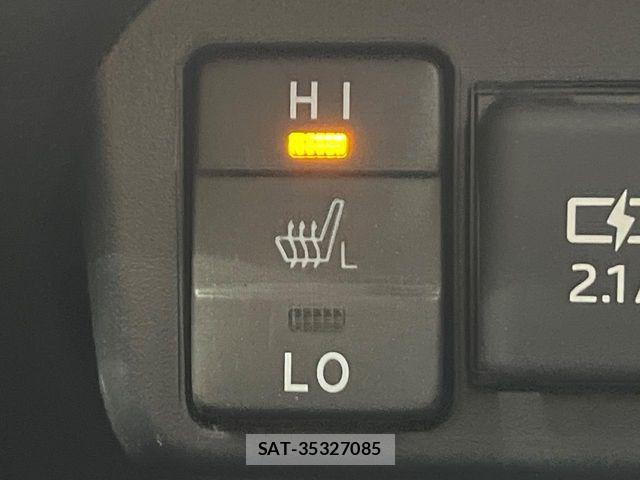 Toyota SIENTA 2019-01 6998232-6