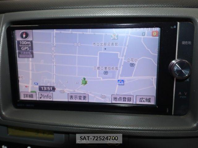 Toyota SIENTA 2013-11 6998272-13