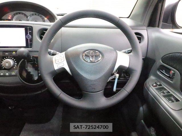 Toyota SIENTA 2013-11 6998272-20