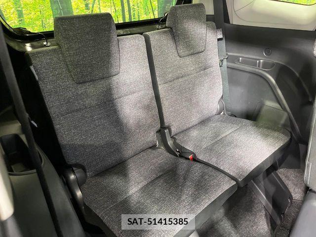 Toyota SIENTA 2023-03 7021580-9