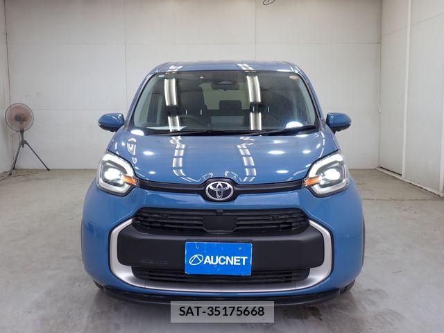 Toyota SIENTA 2022-10 7021583-5