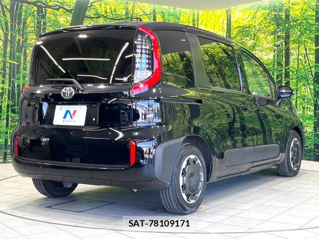 Toyota SIENTA 2023-01 7021579-16