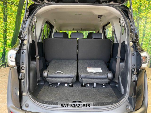 Toyota SIENTA 2017-03 7060709-10