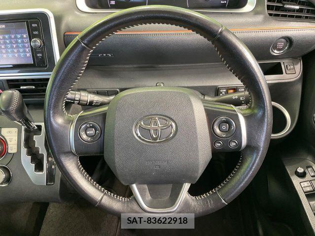 Toyota SIENTA 2017-03 7060709-11