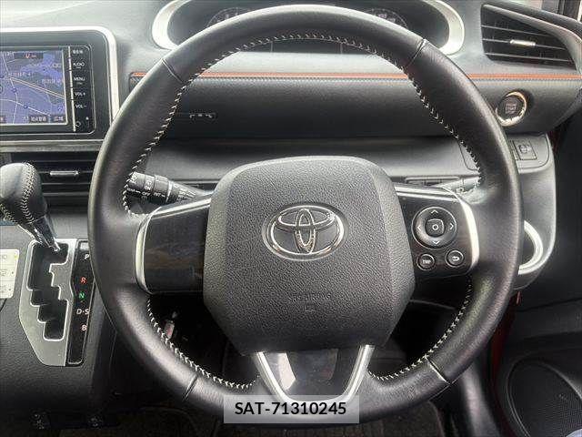 Toyota SIENTA 2016-03 7060705-11