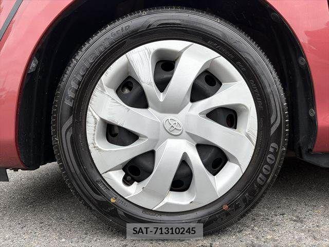 Toyota SIENTA 2016-03 7060705-27