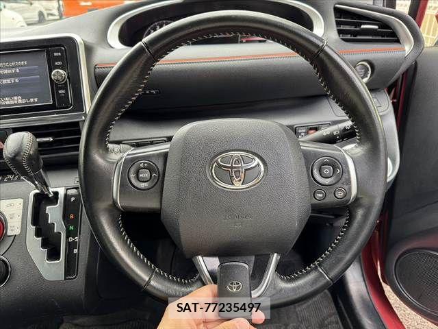 Toyota SIENTA 2018-01 7060712-6