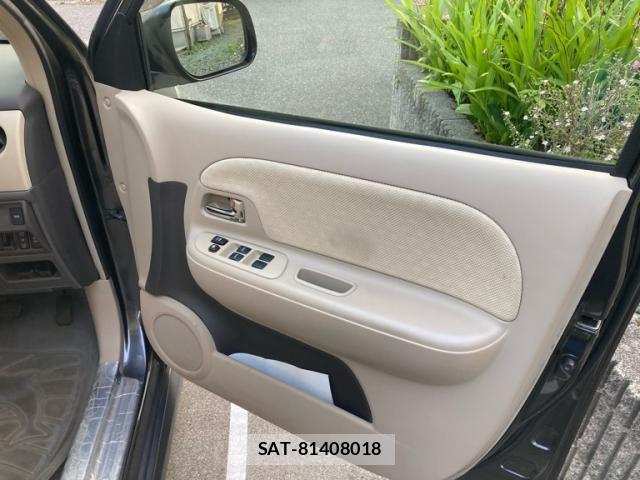 Toyota SIENTA 2008-07 7060718-12