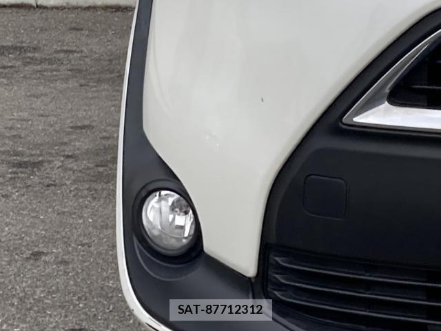 Toyota SIENTA 2017-12 7060707-9