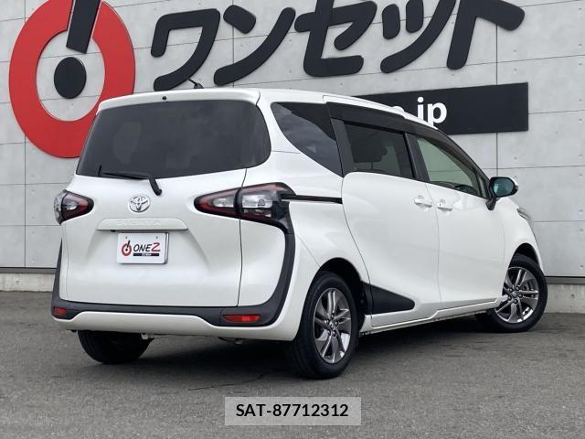 Toyota SIENTA 2017-12 7060707-1