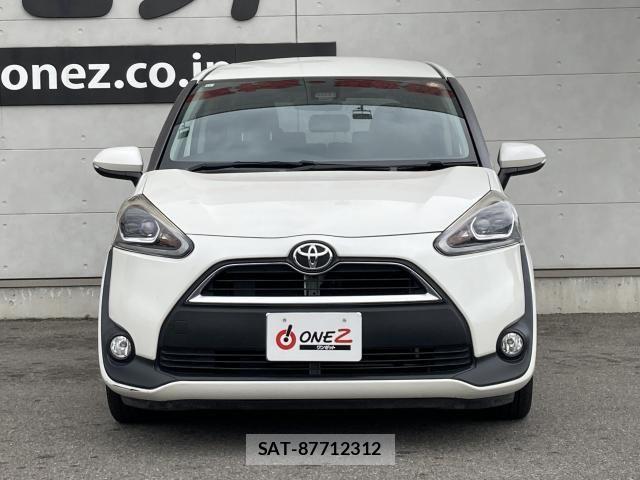 Toyota SIENTA 2017-12 7060707-5