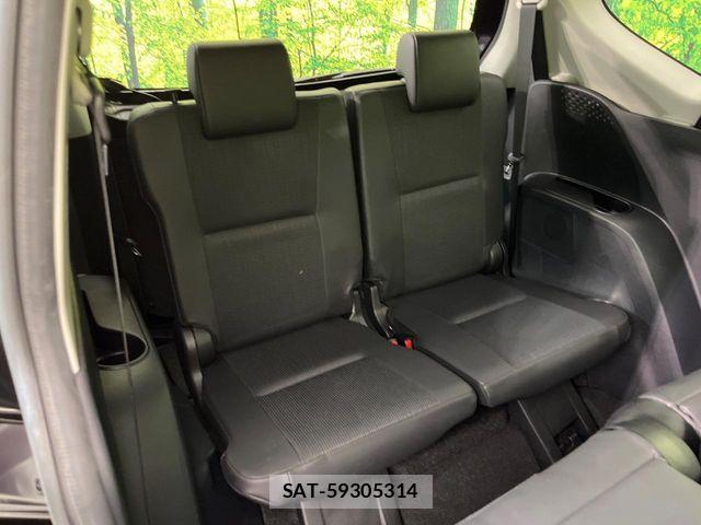 Toyota SIENTA 2017-11 7060708-9