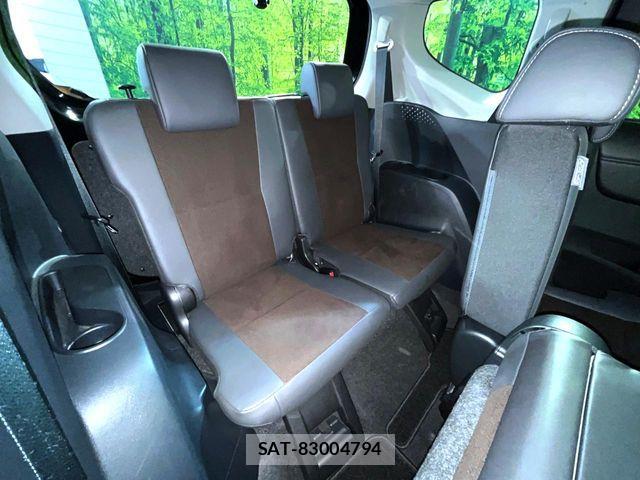 Toyota SIENTA 2021-03 7060703-9