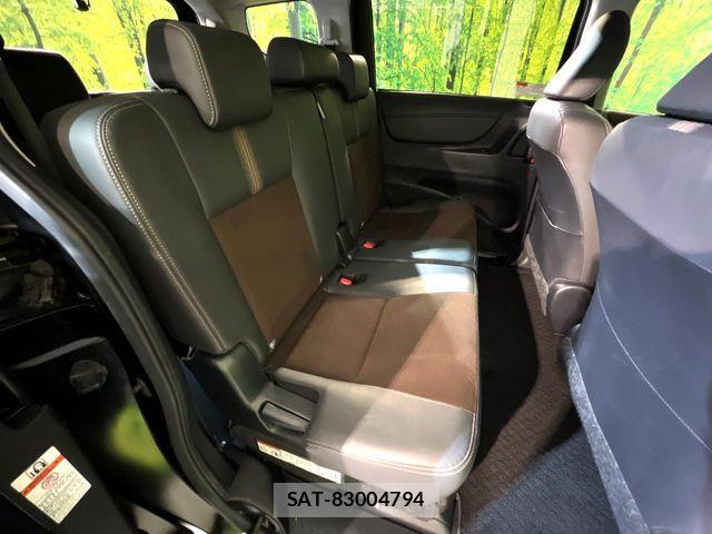 Toyota SIENTA 2021-03 7060703-8