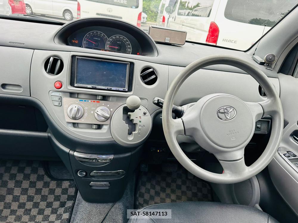 Toyota SIENTA 2007 6804905-13