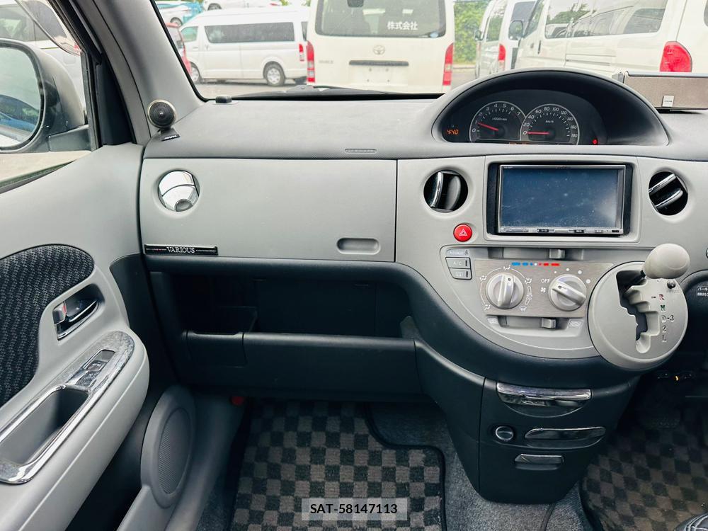 Toyota SIENTA 2007 6804905-17