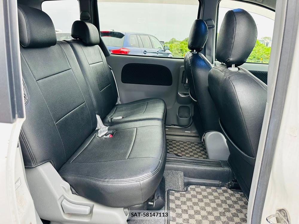 Toyota SIENTA 2007 6804905-8