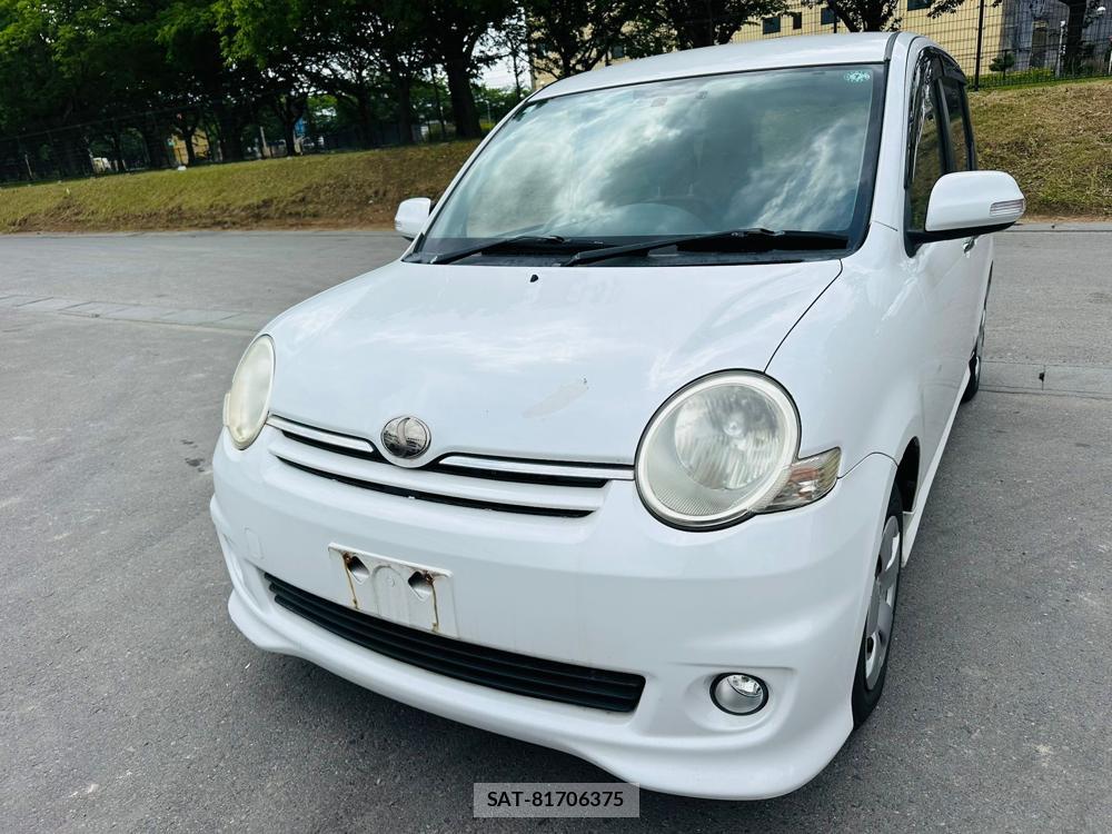Toyota SIENTA 2009 6821878-0