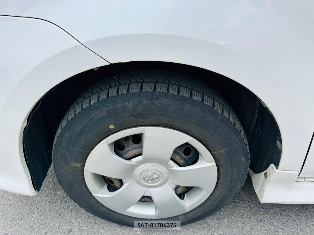 Toyota SIENTA 2009 6821878-28