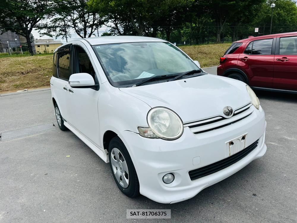 Toyota SIENTA 2009 6821878-6