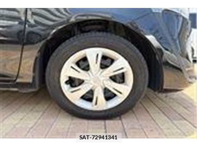 Toyota SIENTA 2019-01 7224999-9