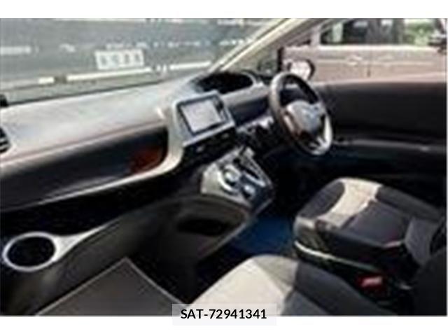 Toyota SIENTA 2019-01 7224999-14